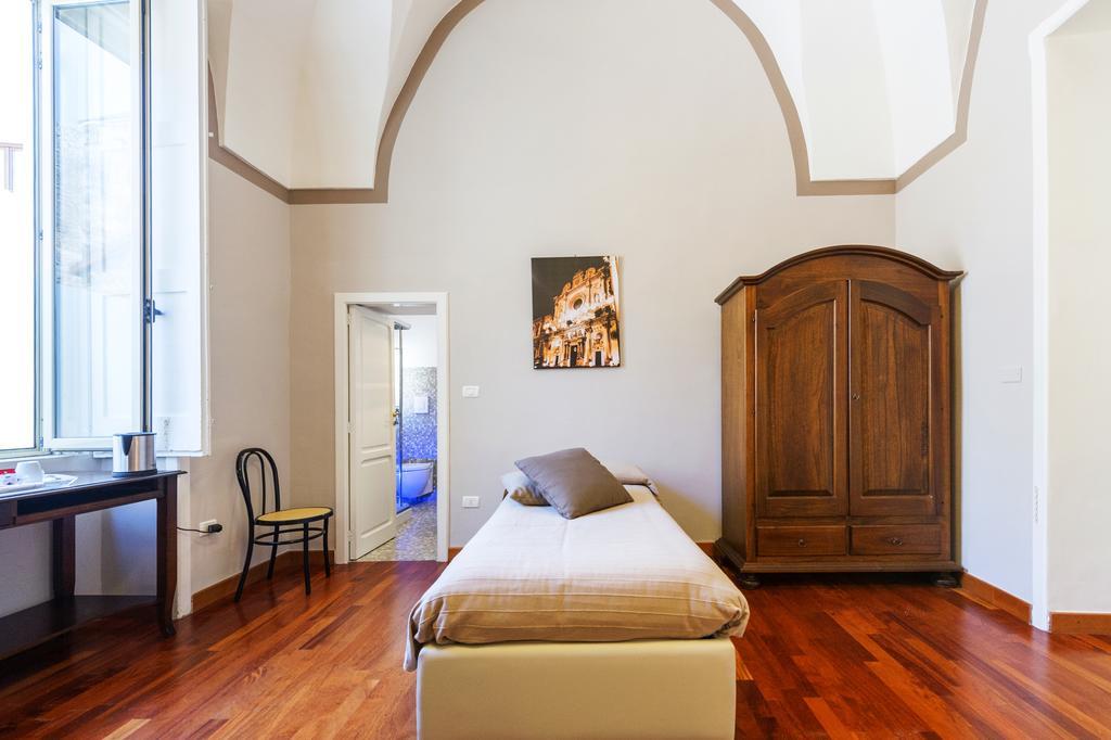 B&B Centro Storico Лече Екстериор снимка